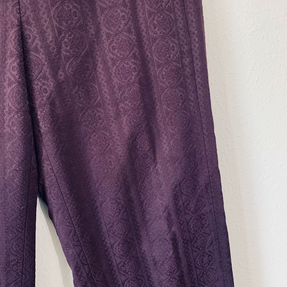 Elie Tahari Burgundy Jacquard Straight Leg Pants - Picture 2 of 5